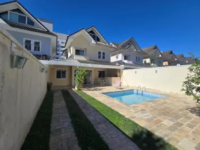 Casa de Condomínio com 5 Quartos à venda, 203m² no Recreio dos Bandeirantes, Rio de Janeiro