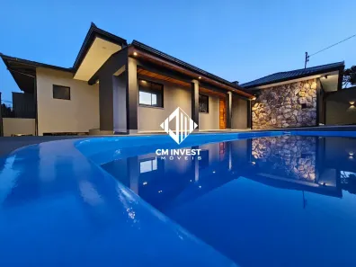 Casa com 4 Quartos à venda, 260m² no Ipiranga, São José