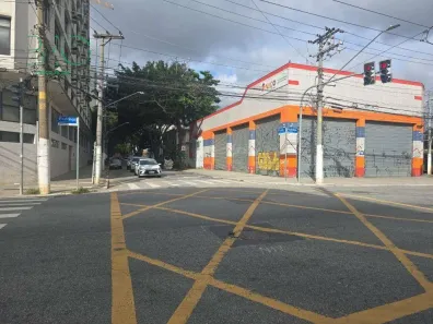 Galpão/Depósito/Armazém para alugar, 700m² no Brás, São Paulo