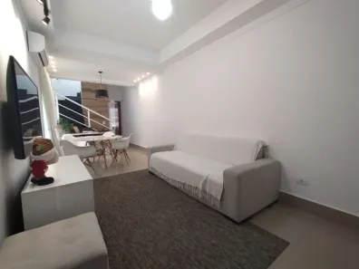 Sobrado com 3 Quartos à venda, 105m² no Guilhermina, Praia Grande