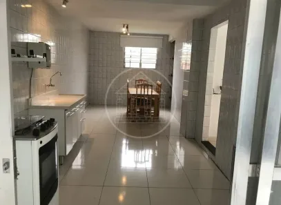 Casa com 3 Quartos à venda, 180m² no Jardim Campinas, São Paulo