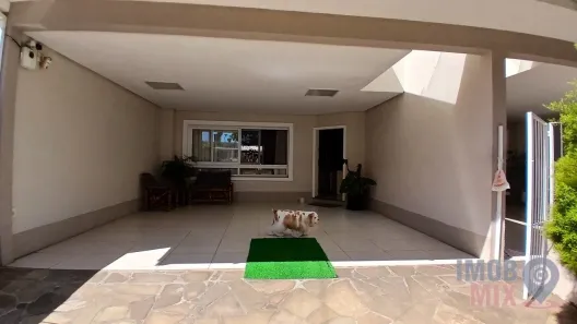 Sobrado com 3 Quartos à venda, 261m² no Vila Ipiranga, Porto Alegre