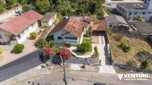 Casa com 3 Quartos à venda, 170m² no Água Verde, Blumenau