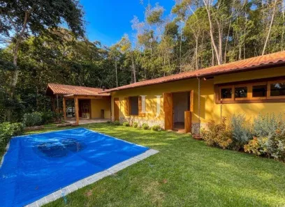 Casa com 4 Quartos à venda, 244m² no Pedro do Rio, Petrópolis