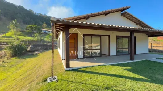 Casa com 3 Quartos à venda, 2200m² no Pedro do Rio, Petrópolis