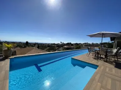 Casa com 7 Quartos para alugar, 400m² no Belvedere, Belo Horizonte
