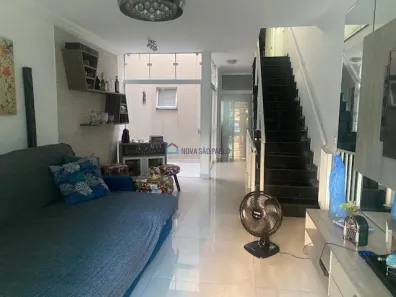 Sobrado com 3 Quartos à venda, 170m² no Vila Gumercindo, São Paulo