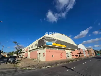 Galpão/Depósito/Armazém para alugar, 2000m² no Humaitá, Porto Alegre