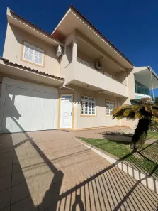 Casa com 4 Quartos à venda, 238m² no Balneário, Florianópolis