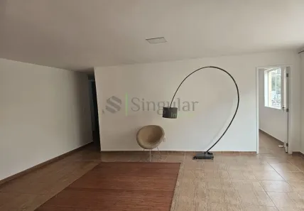 Casa com 4 Quartos para alugar, 320m² no São Mateus, Juiz de Fora