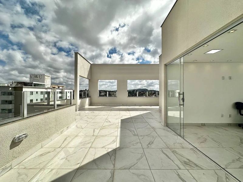 Apartamento com 2 quartos — Santa Mônica, Belo Horizonte