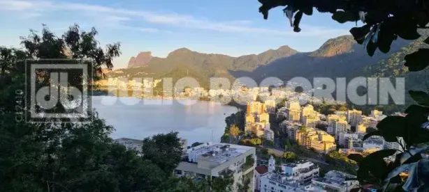 Casa com 6 Quartos à venda, 311m² no Humaitá, Rio de Janeiro