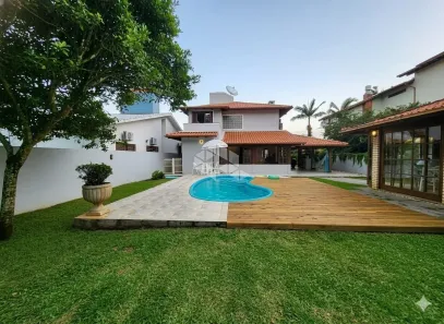 Casa com 4 Quartos à venda, 186m² no Jurerê Internacional, Florianópolis