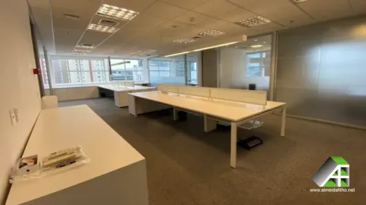 Sala Comercial com 1 Quarto para alugar, 208m² no Vila Olímpia, São Paulo