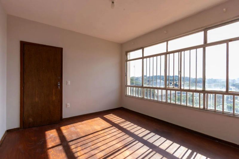 Apartamento com 2 quartos — Dom Cabral, Belo Horizonte