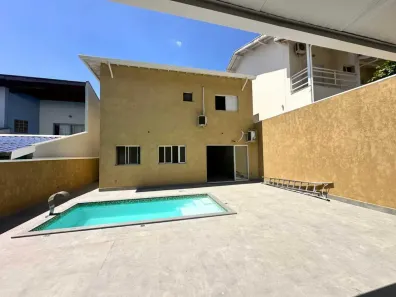 Casa de Condomínio com 3 Quartos à venda, 193m² no Santa Claudina, Vinhedo