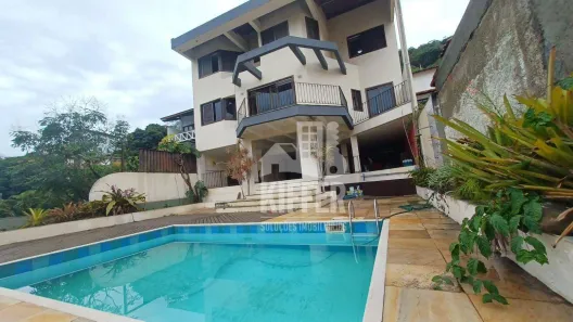 Casa com 4 Quartos à venda, 300m² no São Francisco, Niterói