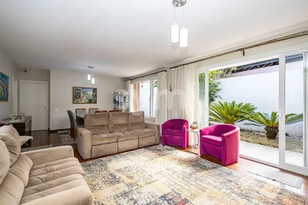 Casa com 4 Quartos à venda, 296m² no Jardim Social, Curitiba