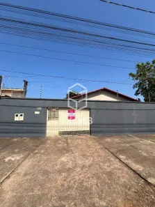Casa com 2 Quartos para alugar, 90m² no Jardim Aureny III, Palmas