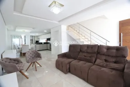 Casa com 3 Quartos para alugar, 137m² no Igara, Canoas