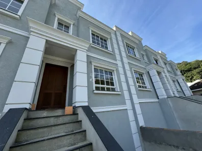 Sobrado com 2 Quartos à venda, 145m² no Garcia, Blumenau