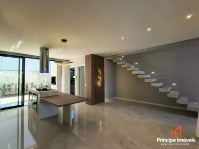 Casa com 3 Quartos para alugar, 160m² no Glória, Joinville