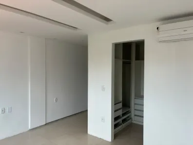 Casa de Condomínio com 4 Quartos à venda, 380m² no Olho D'Água, São Luís
