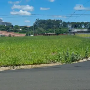 Lote/Terreno à venda, 242m² no Eplenum Tresor, São José do Rio Preto