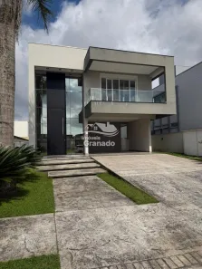 Casa de Condomínio com 3 Quartos à venda, 240m² no Santa Regina, Camboriú