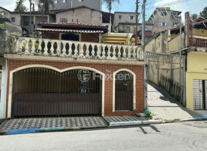 Casa com 3 Quartos à venda, 200m² no Vila Guedes, São Paulo