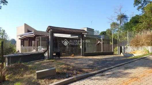 Casa de Condomínio com 4 Quartos à venda, 180m² no Recanto Corcunda, Gravataí