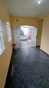Casa com 2 Quartos para alugar, 38m² no São Jorge, Manaus