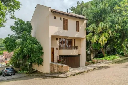 Casa de Condomínio com 3 Quartos à venda, 255m² no Jardim Isabel, Porto Alegre