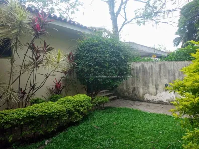 Casa com 3 Quartos à venda, 220m² no Vila Pirajussara, São Paulo