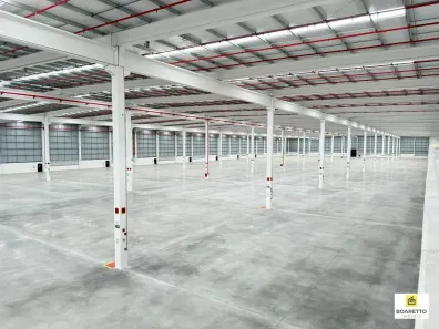 Galpão/Depósito/Armazém para alugar, 10188m² no Corveta, Araquari