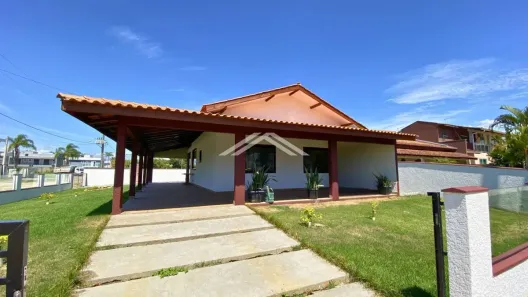 Casa com 2 Quartos à venda, 156m² no Barra do Saí, Itapoá