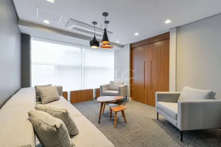 Sala Comercial para alugar, 210m² no Vila Olímpia, São Paulo