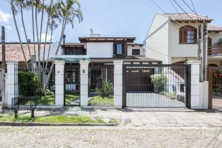 Casa com 4 Quartos à venda, 238m² no Ipanema, Porto Alegre