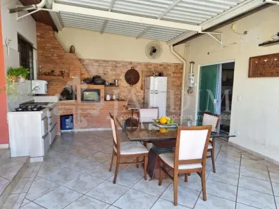 Casa com 4 Quartos à venda, 275m² no Água Branca, Piracicaba