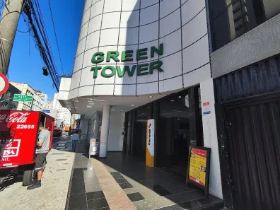 Apartamento com 2 Quartos para alugar, 85m² no Centro, Curitiba