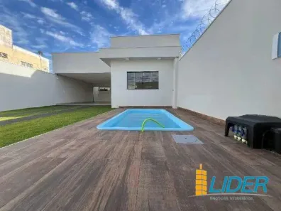 Casa com 3 Quartos à venda, 120m² no Jardim Europa, Uberlândia