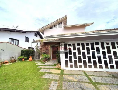 Casa com 5 Quartos à venda, 255m² no Saguaçu, Joinville