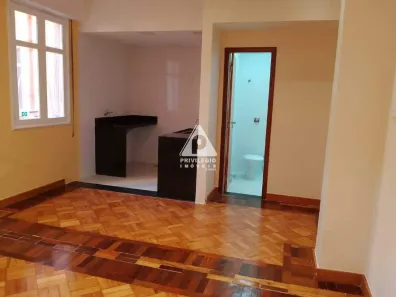Kitnet com 1 Quarto à venda, 30m² no Centro, Rio de Janeiro