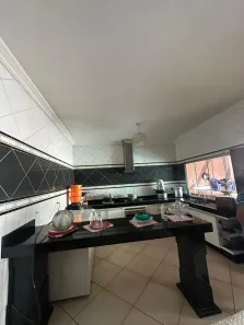 Sobrado com 3 Quartos para alugar, 200m² no Setor Santa Clara, Anápolis