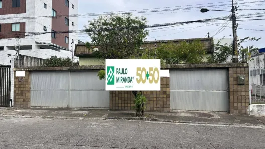 Sobrado com 7 Quartos à venda, 300m² no Madalena, Recife