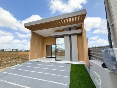 Casa de Condomínio com 3 Quartos para alugar, 105m² no Luzardo Viana, Maracanaú