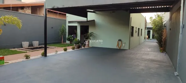 Casa com 3 Quartos à venda, 460m² no Mercês, Uberaba