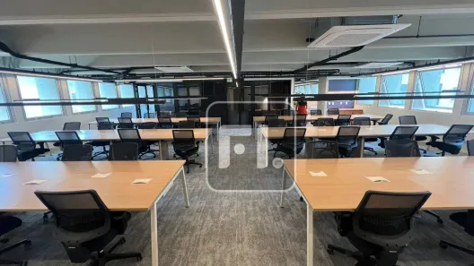 Sala Comercial para alugar, 261m² no Cerqueira César, São Paulo