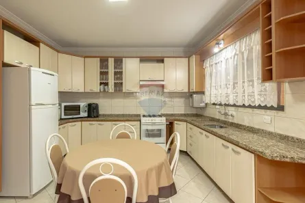 Casa com 4 Quartos à venda, 226m² no Fanny, Curitiba
