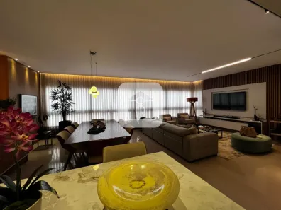 Apartamento com 3 Quartos à venda, 185m² no Jardim Karaíba, Uberlândia